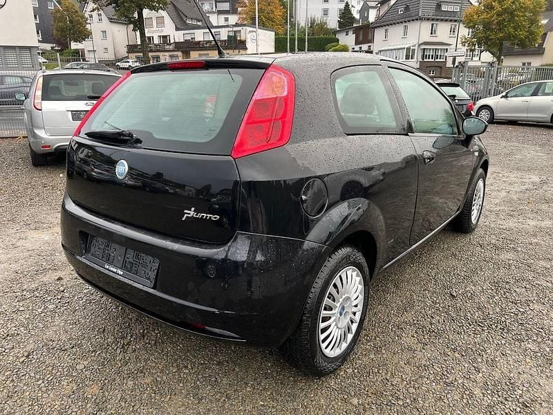 Gebraucht Fiat Grande Punto Dynamic 77 PS (56 kW) 2007 Schwarz Kleinwagen