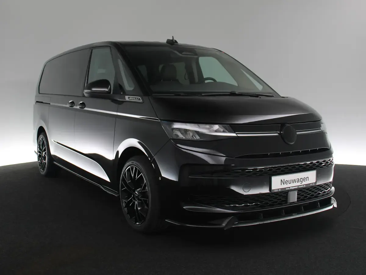 Neu VW Multivan Life 150 PS (110 kW) 2026 Schwarz / deep black Van / Kleinbus