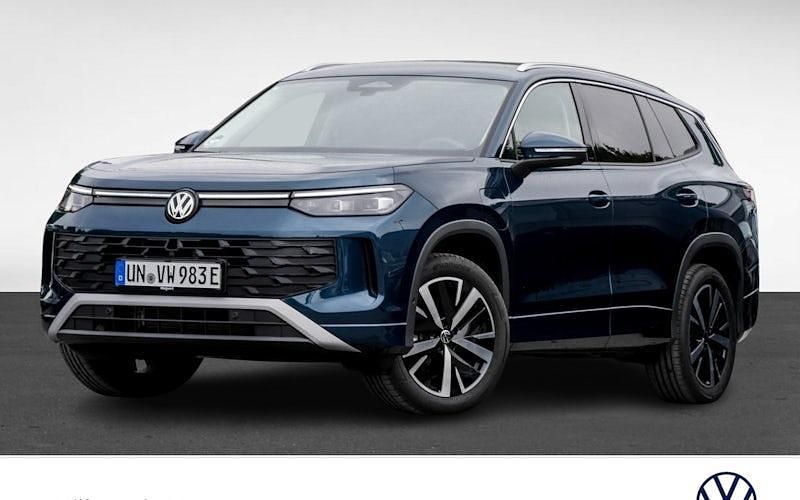 Nightshade blue metallic Gebraucht 2025 VW Tayron Life SUV | 46.711 € (Superpreis) - Bild 1/4