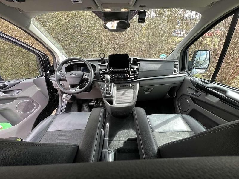 Gebraucht Ford Tourneo Custom Active 170 PS (125 kW) 2023 Schwarz Van