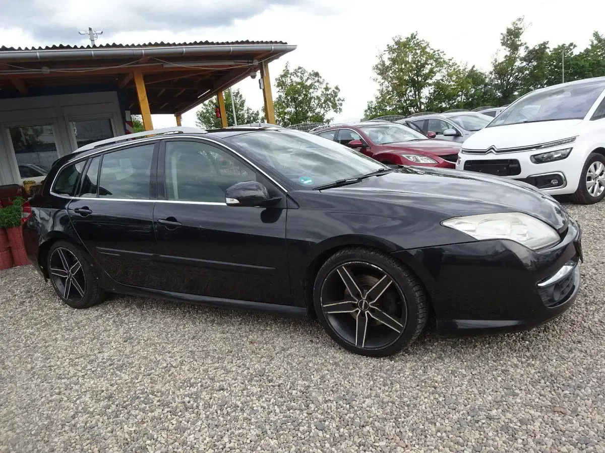 Gebraucht Renault Laguna III Dynamique 150 PS (110 kW) 2008 Schwarz Kombi