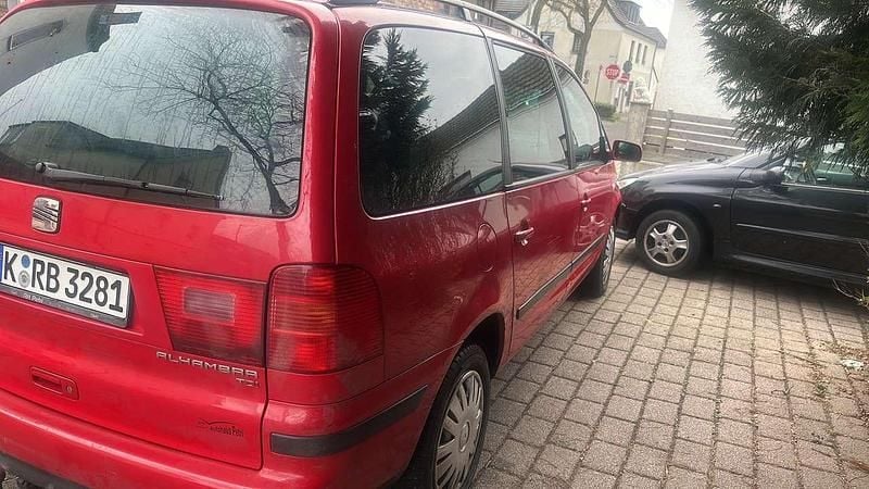 Gebraucht Seat Alhambra Sport 150 PS (110 kW) 2005 Rot Van / Kleinbus