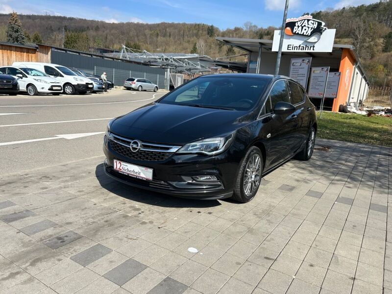 Schwarz Gebraucht 2017 Opel Astra Dynamic Limousine | 10.999 € (Fairer Preis) - Bild 1/4