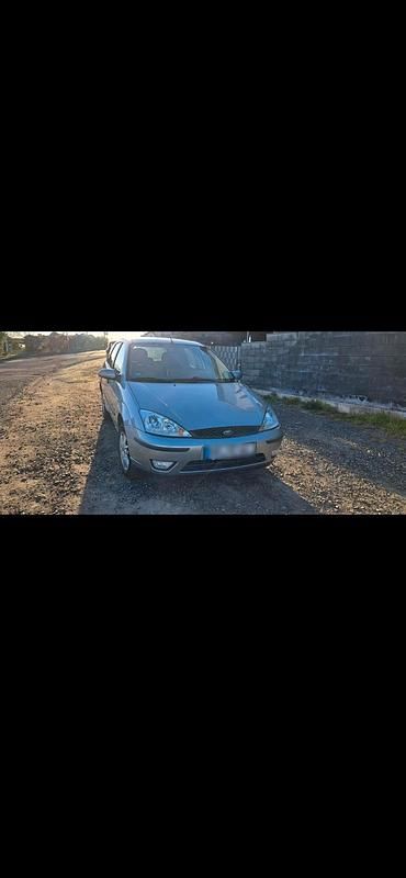 Usata Ford Focus 101 CV (74 kW) 2004 Grigio Berlina