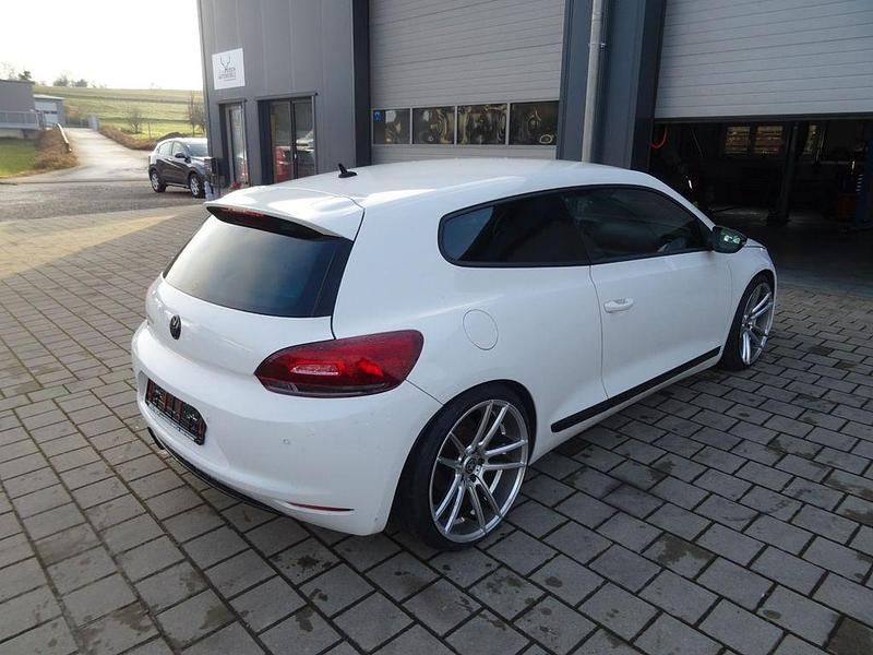 Gebraucht VW Scirocco Sportline 160 PS (117 kW) 2009 Weiß Coupé