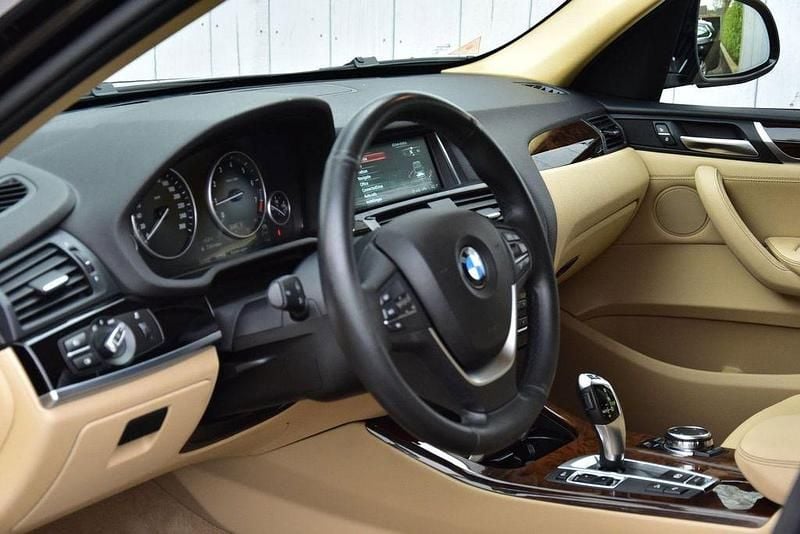 Gebraucht BMW X3 Executive 184 PS (135 kW) 2016 Braun SUV