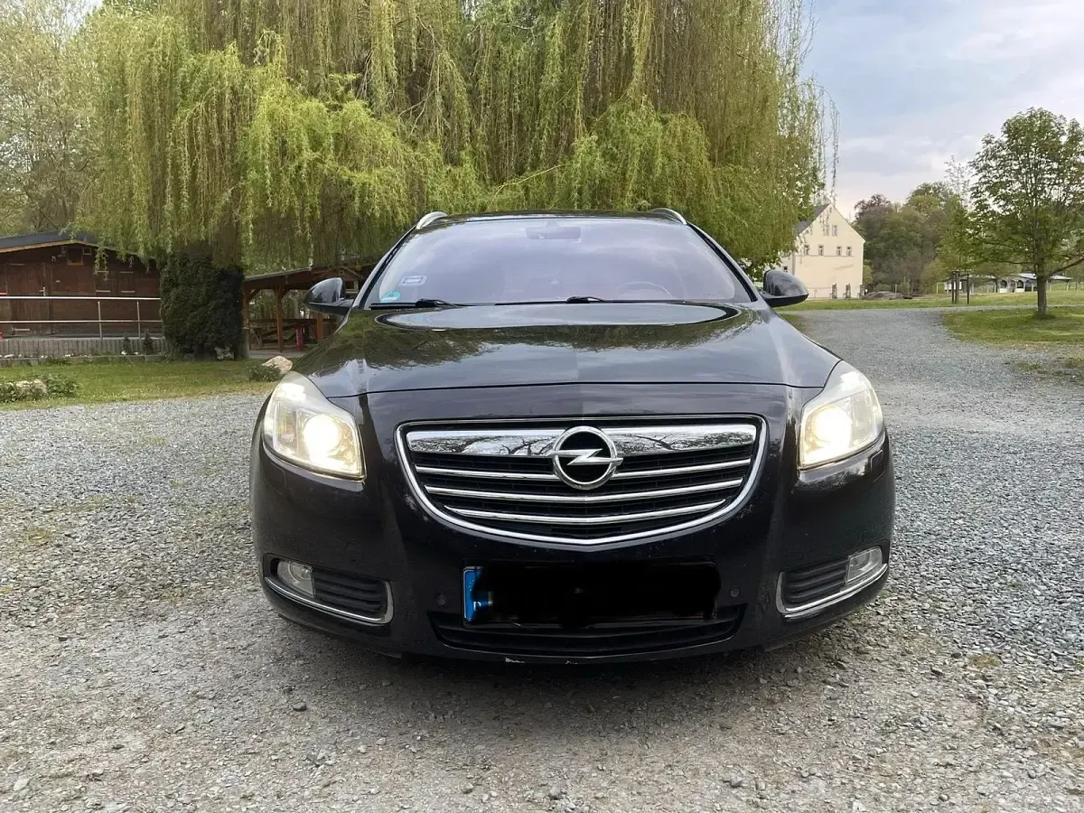 Gebraucht Opel Insignia 2010 Schwarz Kombi