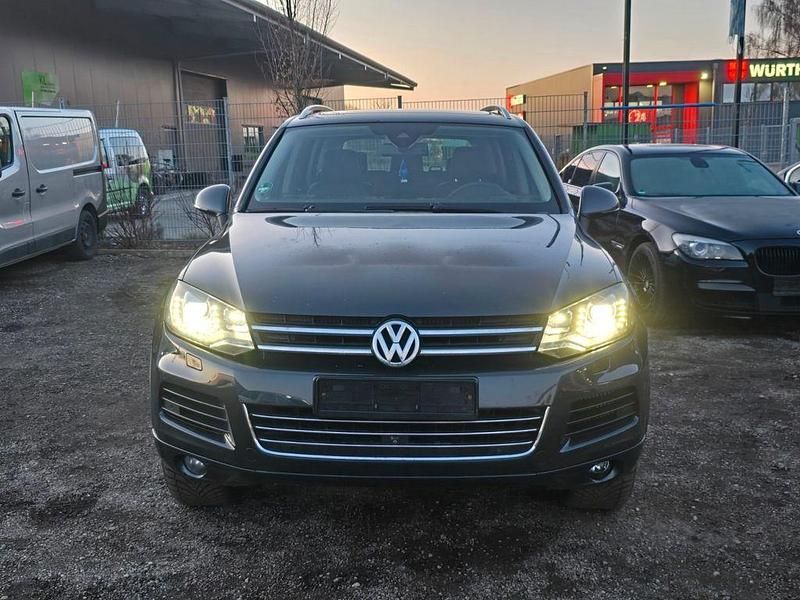 Gebraucht VW Touareg 239 PS (175 kW) 2010 Grau SUV