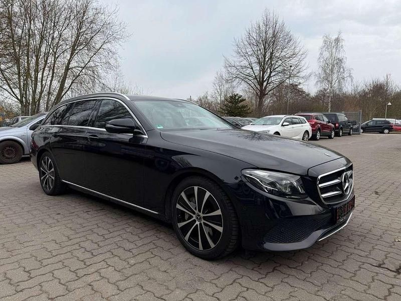 Gebraucht Mercedes E350 286 PS (210 kW) 2019 Schwarz Kombi