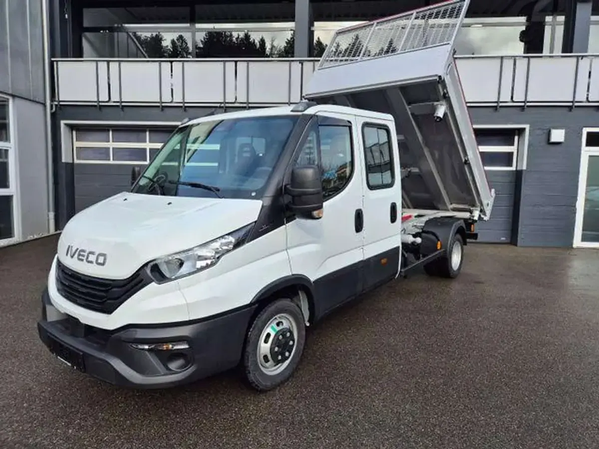 Nouvelle Iveco Daily 140 ch (102 kW) 2026 Blanc