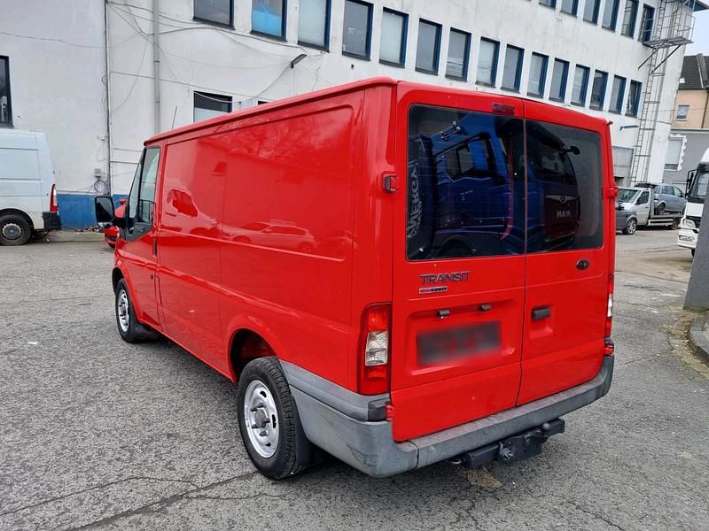 Gebraucht Ford Transit 86 PS (63 kW) 2012 Rot Van / Kleinbus