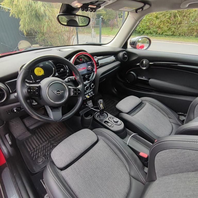 Rot Gebraucht 2021 Mini Cooper Kleinwagen | 15.500 € (Guter Preis) - Bild 1/4