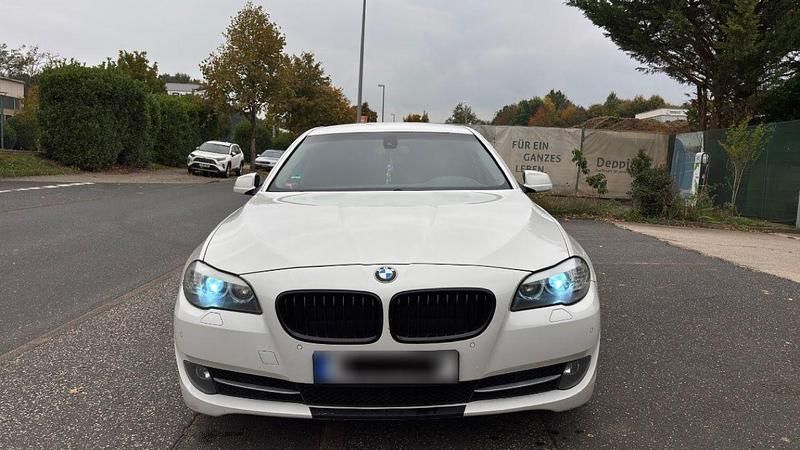 Second-hand BMW 523 204 CP (150 kW) 2010 Alb Berlinǎ