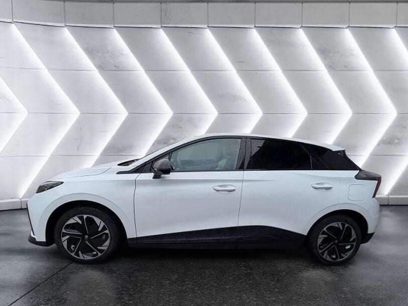 Gebraucht MG MG4 EV Luxury 150 kW (204 PS) 2023 Weiss Kleinwagen