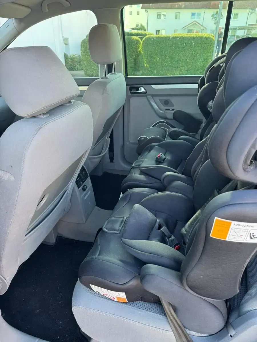 Używany VW Touran 140 KM (102 kW) 2003 Szary Minivan