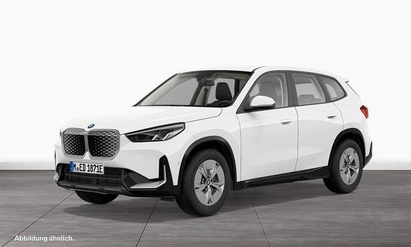 Gebraucht BMW iX1 150 kW (204 PS) 2024 Weiß SUV
