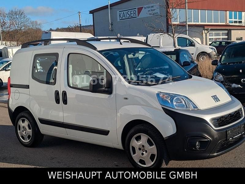 Weiß Gebraucht 2023 Fiat Fiorino Van | 12.990 € (Fairer Preis) - Bild 1/4