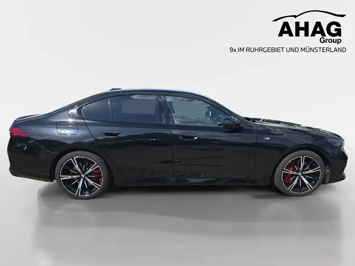 Gebraucht BMW 540 M Sport 303 PS (222 kW) 2024 Schwarz Limousine
