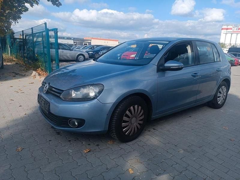 Blau Gebraucht 2011 VW Golf VI Limousine | 4.999 € (Superpreis) - Bild 1/4