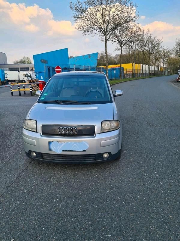 Second-hand Audi A2 75 CP (55 kW) 2001 Argintiu Hatchback