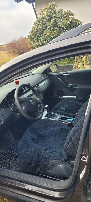 Gebraucht VW Passat Trendline 140 PS (102 kW) 2008 Grau Kombi