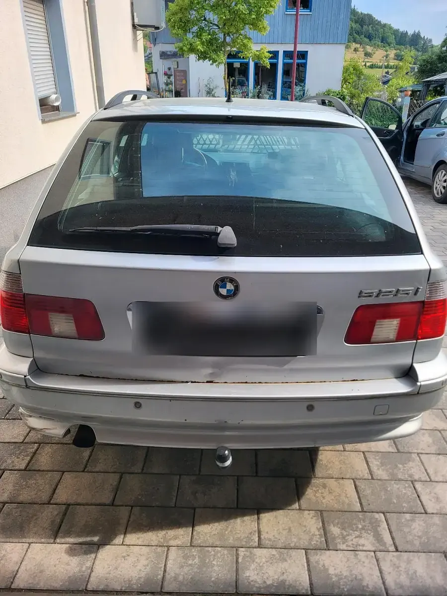Gebraucht BMW 525 192 PS (141 kW) 2003 Silber Kombi