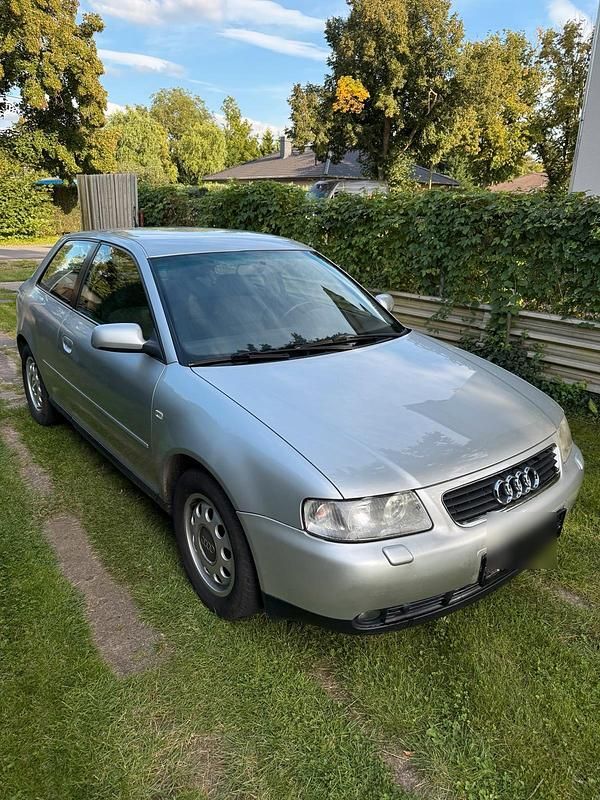 Silber Gebraucht 2002 Audi A3 Kleinwagen | 999 € (Fairer Preis) - Bild 1/4