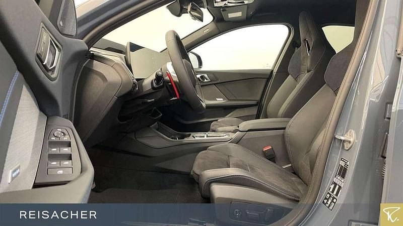 Neu BMW 135 M Sport 300 PS (220 kW) 2025 Bmw individual storm gray meta Kleinwagen