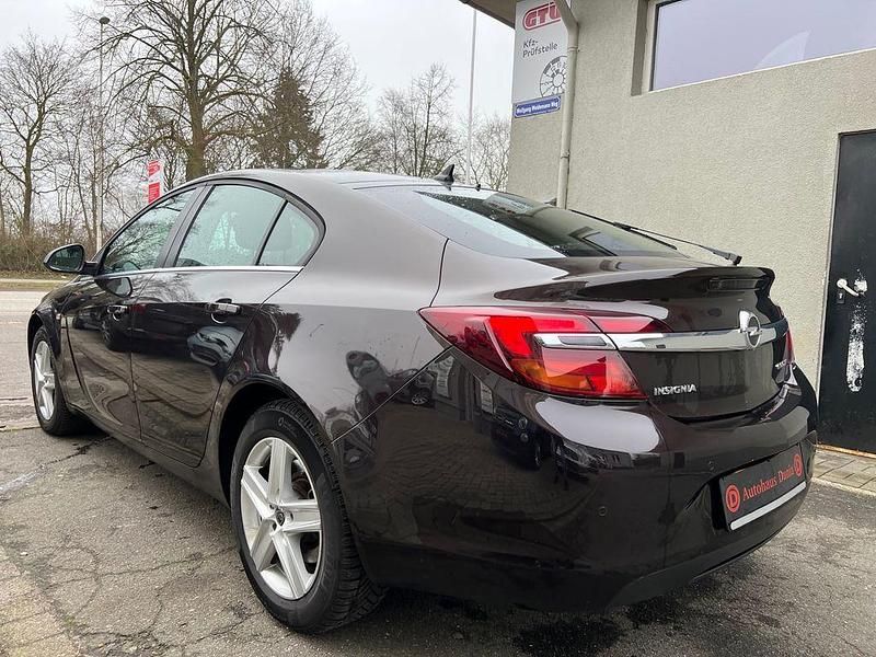 Gebraucht Opel Insignia 170 PS (125 kW) 2015 Braun Limousine