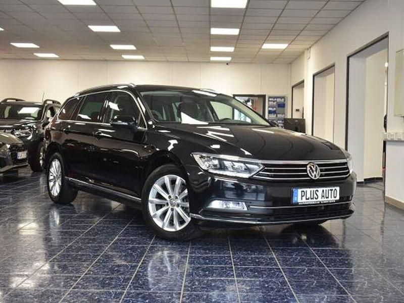 Schwarz Gebraucht 2017 VW Passat Highline Kombi | 11.770 € (Fairer Preis) - Bild 1/4