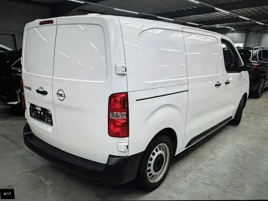 Gebraucht Opel Vivaro-e Combi Edition 120 PS (88 kW) 2021 Weiß Van / Kleinbus