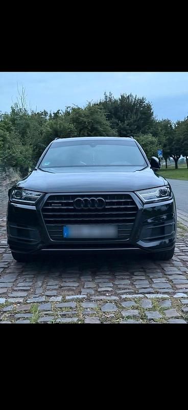 Gebraucht Audi Q7 Ambiente 325 PS (239 kW) 2016 Schwarz SUV