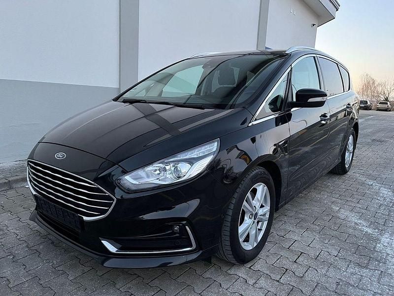 Gebraucht Ford S-MAX Titanium 150 PS (110 kW) 2021 Schwarz Van / Kleinbus