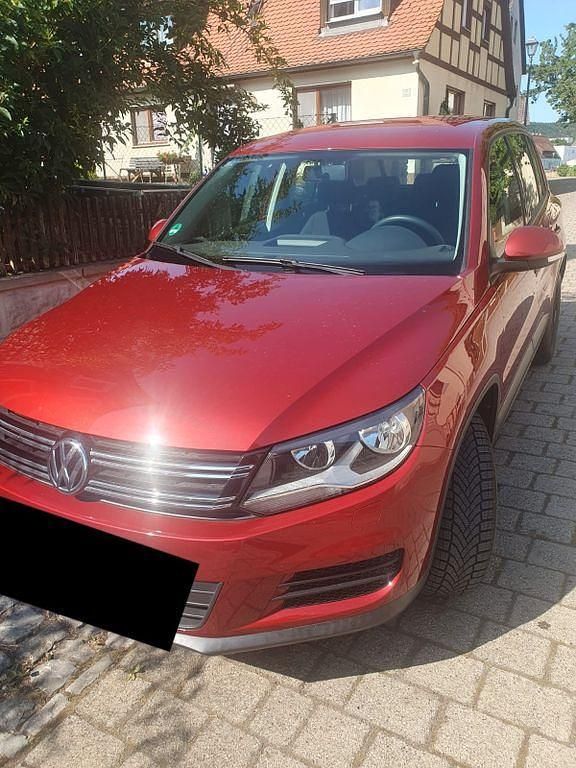 Rot Gebraucht 2015 VW Tiguan SUV | 8.250 € (Superpreis) - Bild 1/4