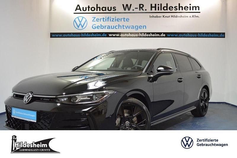 Gebraucht VW Passat R-line 193 PS (141 kW) 2025 Schwarz Kombi