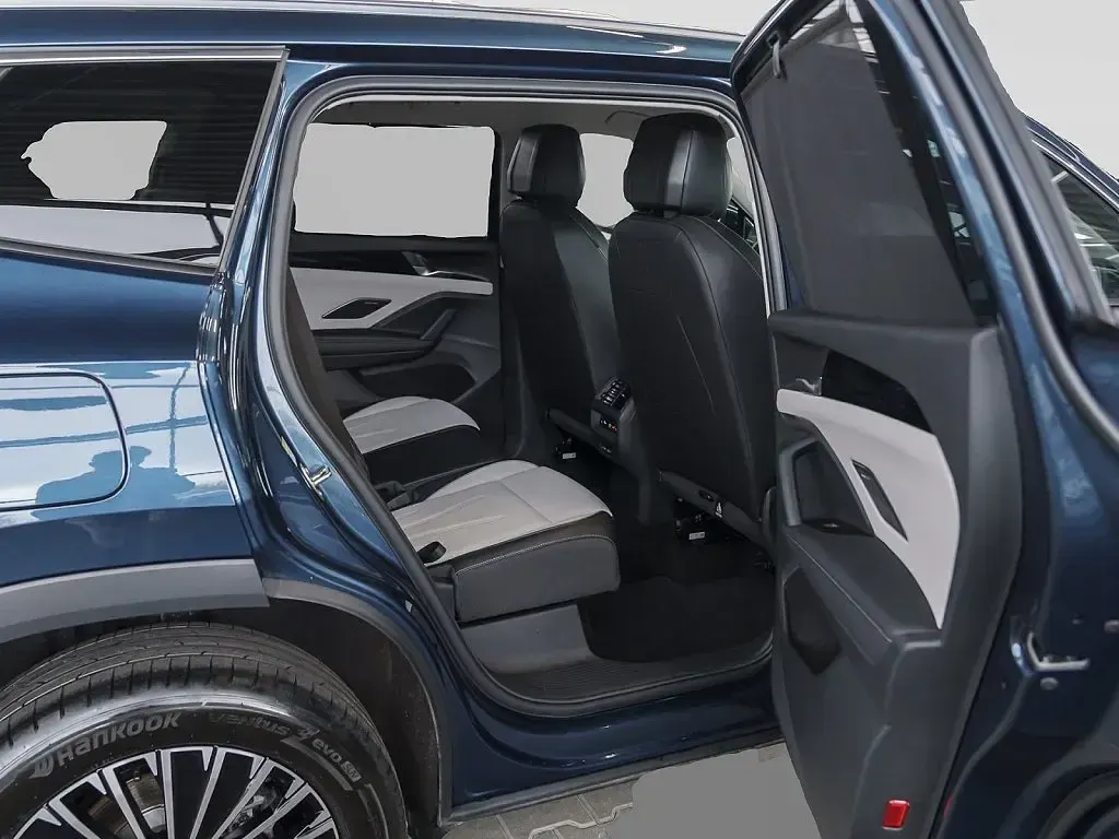 Gebraucht VW Tayron 193 PS (141 kW) 2025 Blau SUV