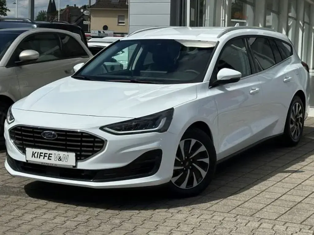 Gebraucht Ford Focus Titanium X 155 PS (114 kW) 2024 Frostweiß Kombi