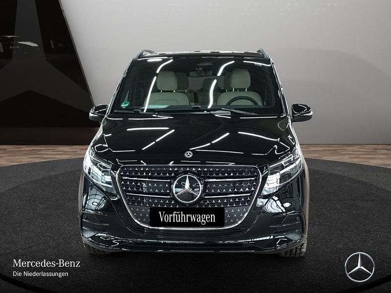 Gebraucht Mercedes V300 Exclusive 237 PS (174 kW) 2026 Schwarz Van / Kleinbus