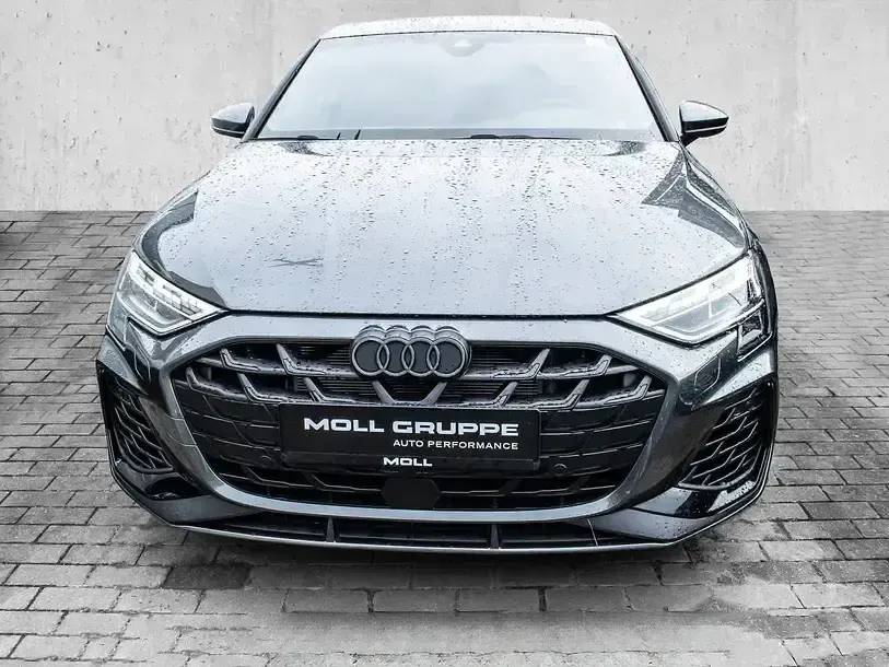 Gebraucht Audi S3 Ambiente 333 PS (244 kW) 2025 Daytonagrau perleffekt (metallic) Limousine