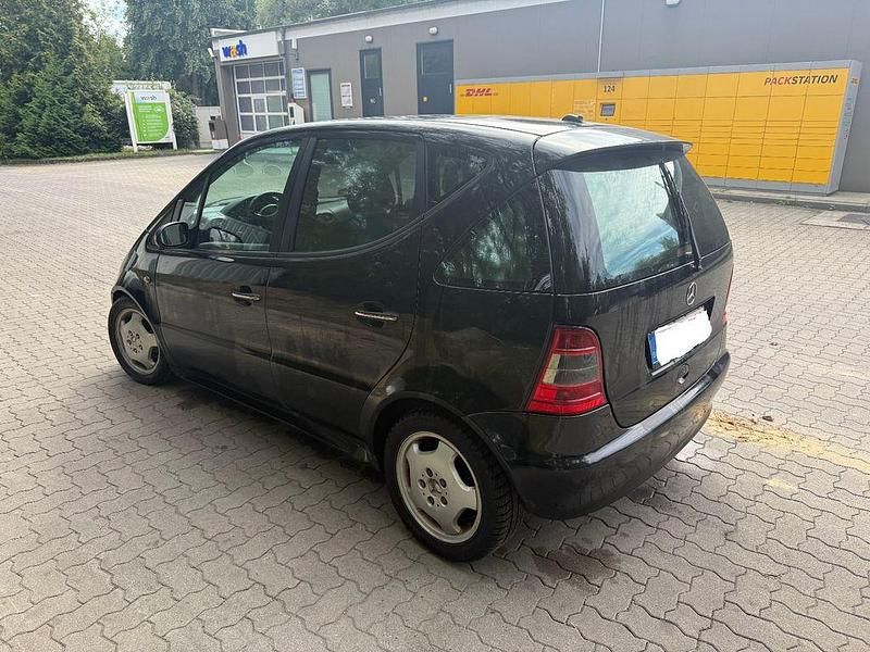 Gebraucht Mercedes A190 Elegance 125 PS (91 kW) 2001 Schwarz Van / Kleinbus