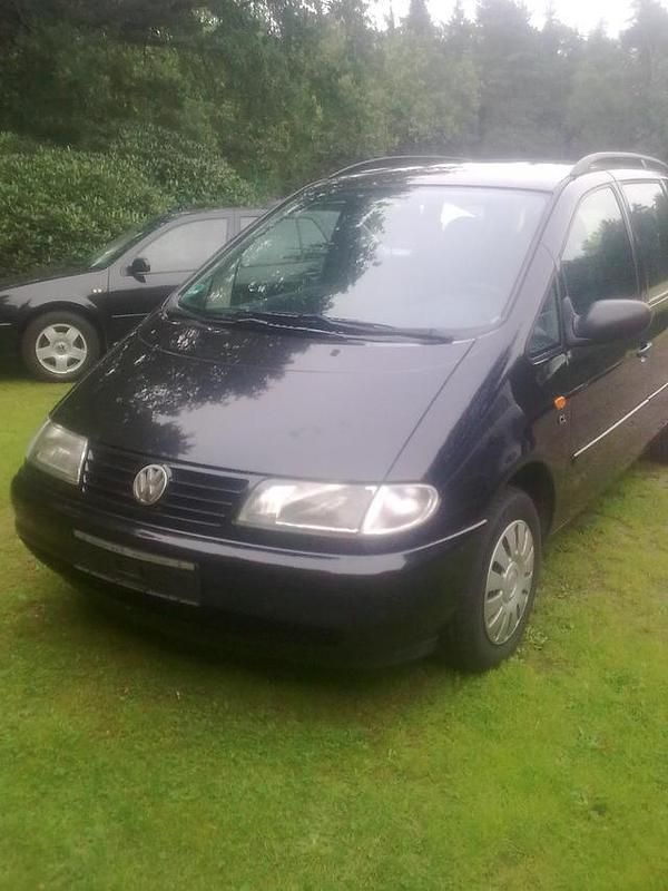Gebraucht VW Sharan 116 PS (85 kW) 1997 Schwarz metallic Van / Kleinbus