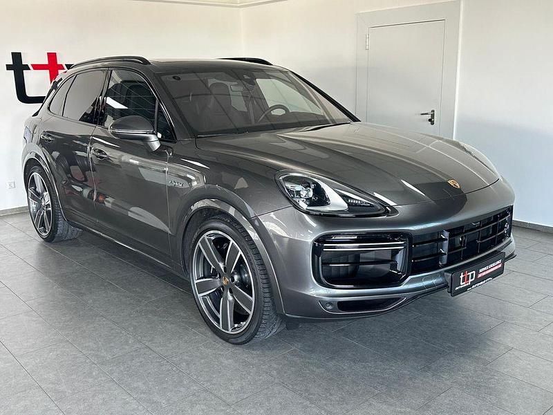 Gebraucht Porsche Cayenne Turbo S 680 PS (500 kW) 2022 Grau SUV