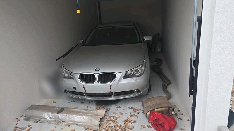 Gebraucht BMW 535 272 PS (200 kW) 2005 Silber Kombi