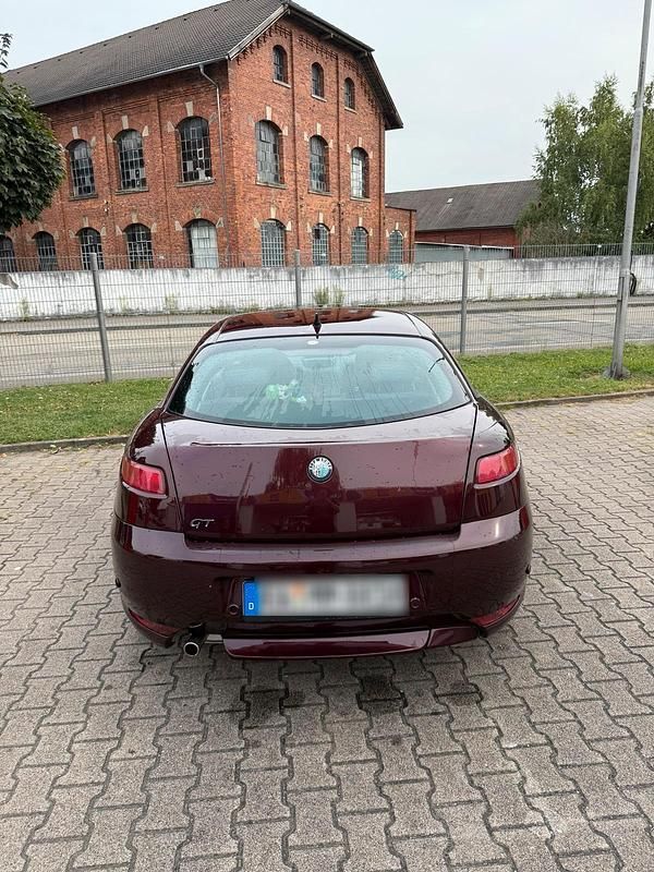 Gebraucht 2004 Alfa Romeo GT Coupé | 1.500 € (Superpreis) - Bild 1/4