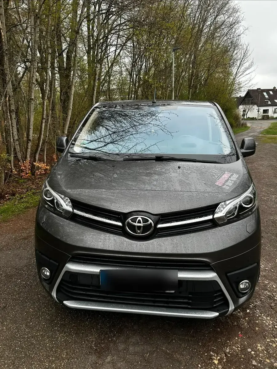 Gebraucht Toyota Proace Verso Executive 177 PS (130 kW) 2020 Grau Kombi