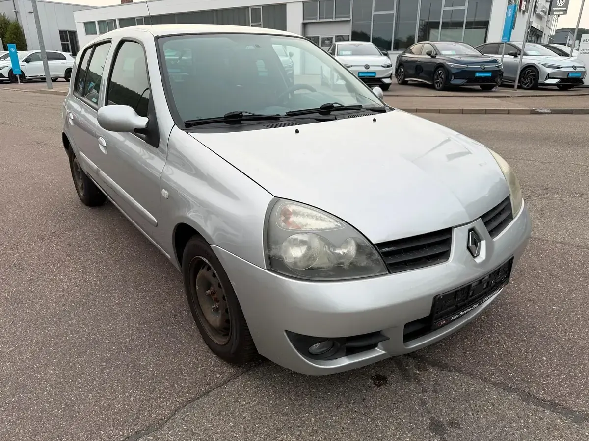 Gebraucht Renault Clio Campus 75 PS (55 kW) 2008 Silber Kleinwagen