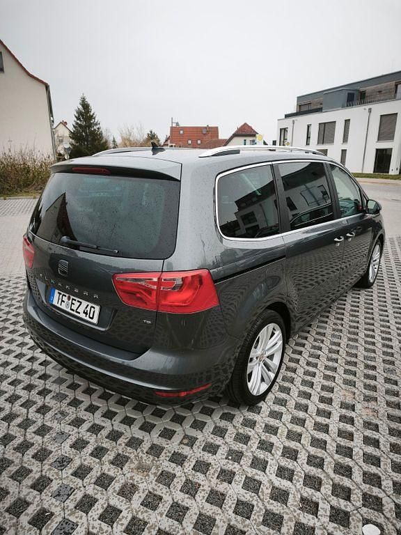 Gebraucht Seat Alhambra Style 140 PS (102 kW) 2013 Grau Van / Kleinbus