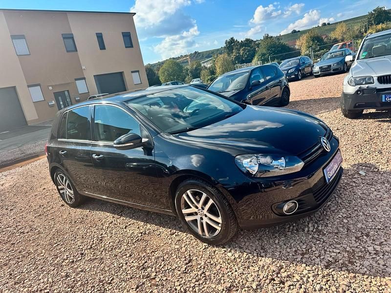 Schwarz Gebraucht 2011 VW Golf VI Limousine | 4.999 € - Bild 1/4