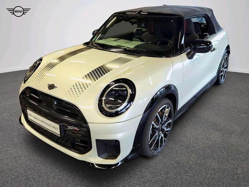 Weiß Gebraucht 2024 Mini John Cooper Works Cabriolet Cabrio | 42.558 € (Teuer) - Bild 1/4