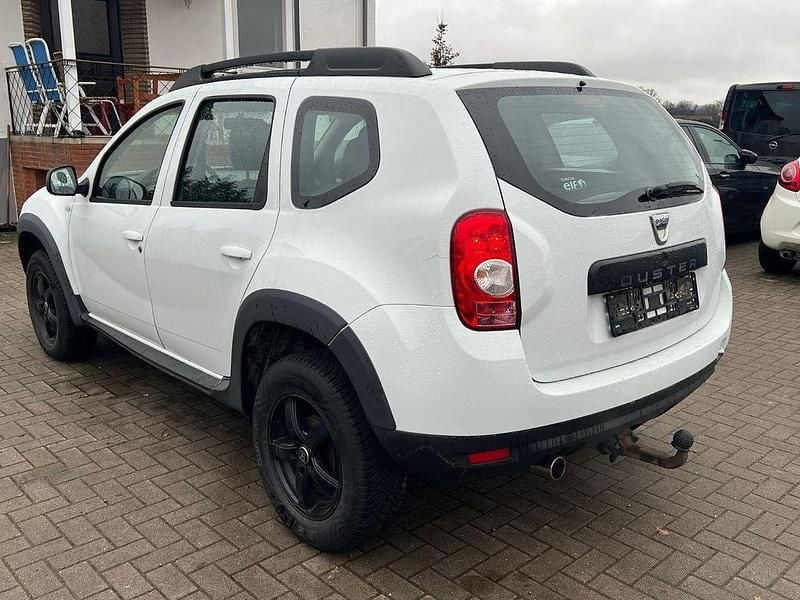 Gebraucht Dacia Duster Lauréate 105 PS (77 kW) 2012 Weiß SUV
